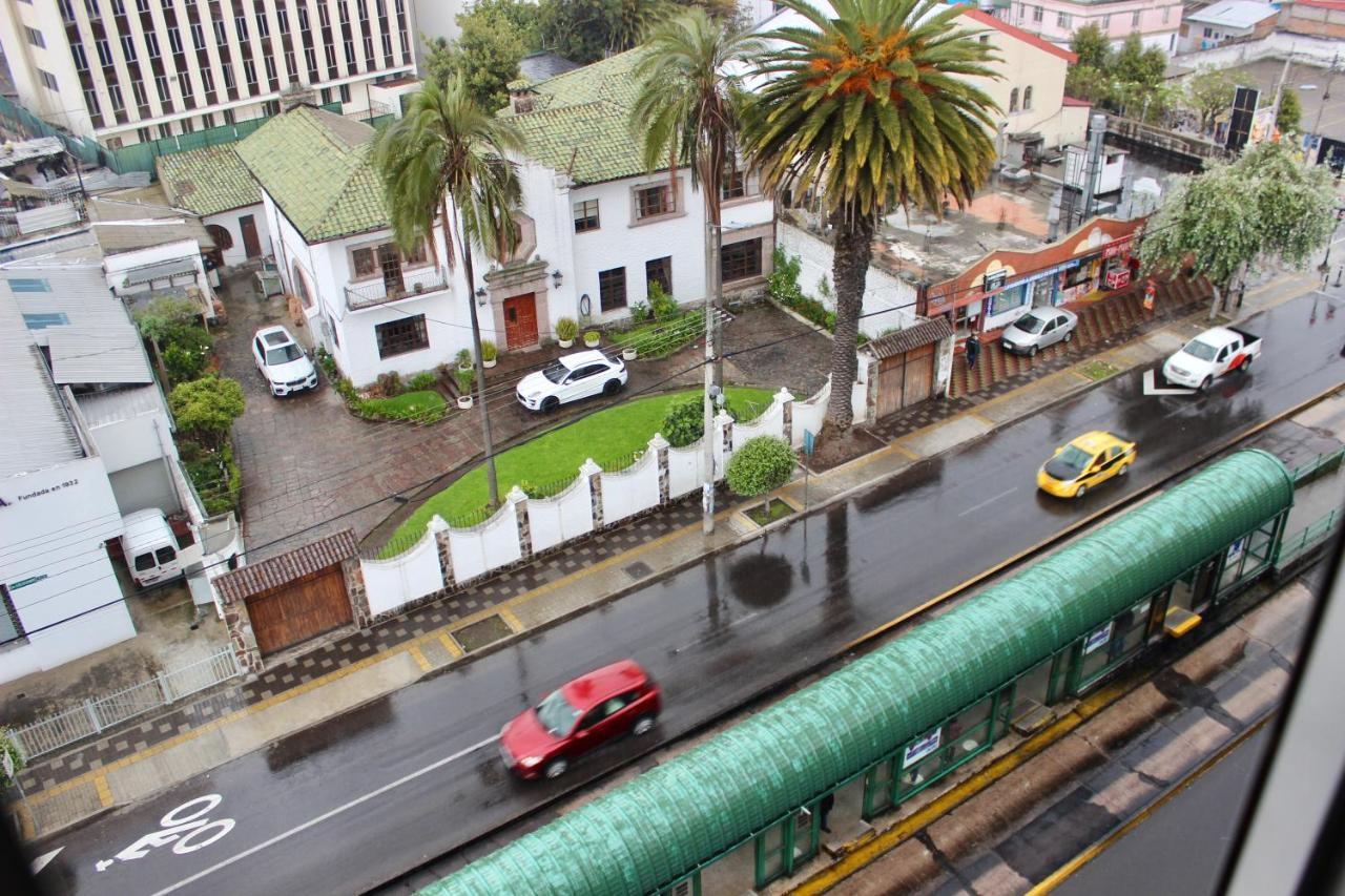 Hotel 6 De Diciembre Quito Zewnętrze zdjęcie