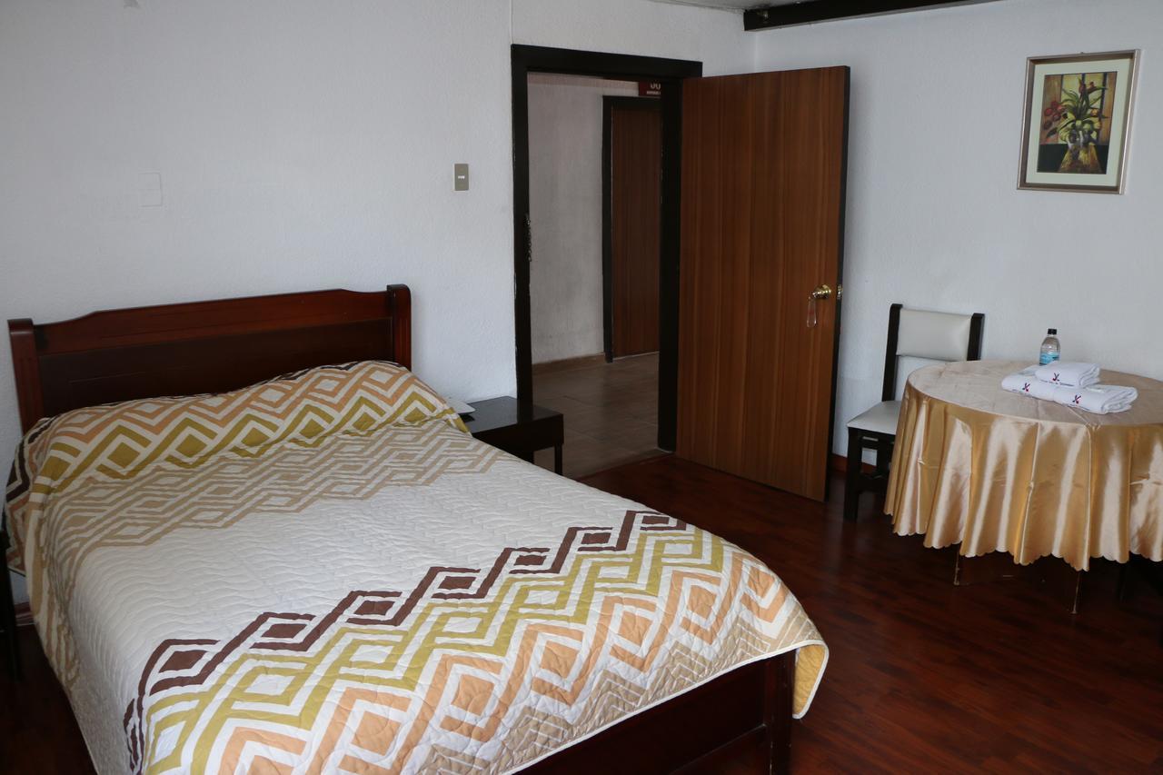 Hotel 6 De Diciembre Quito Zewnętrze zdjęcie